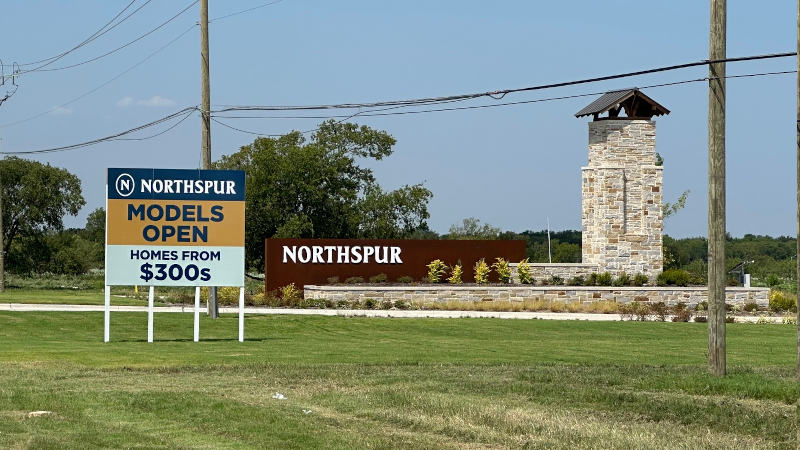 Northspur-entry-monument3 Northspur